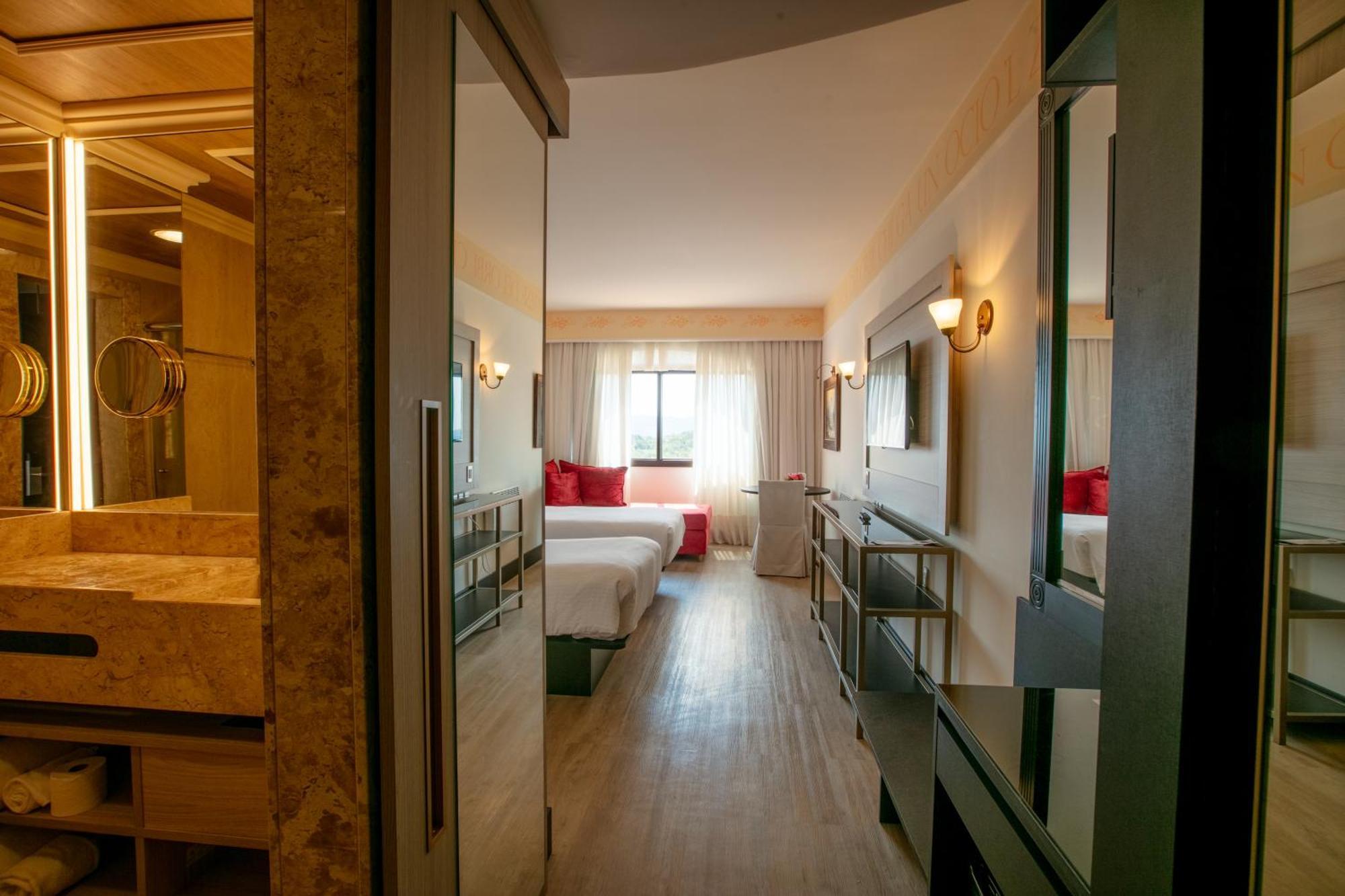 Spa Do Vinho Condominio Vitivinicola Bento Gonçalves Buitenkant foto A room at the hotel