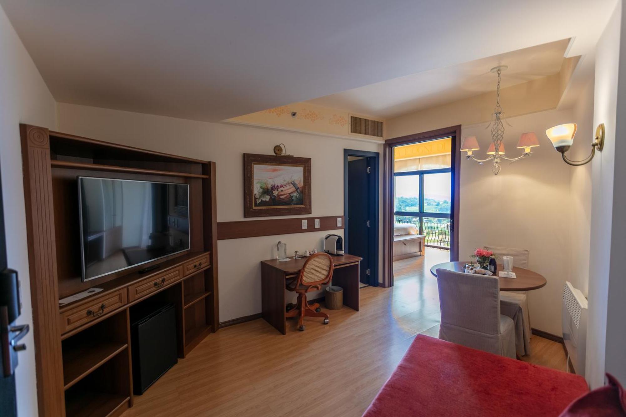 Spa Do Vinho Condominio Vitivinicola Bento Gonçalves Buitenkant foto A suite at the hotel